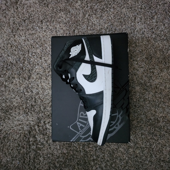 Jordan 1 - Picture 4 of 5